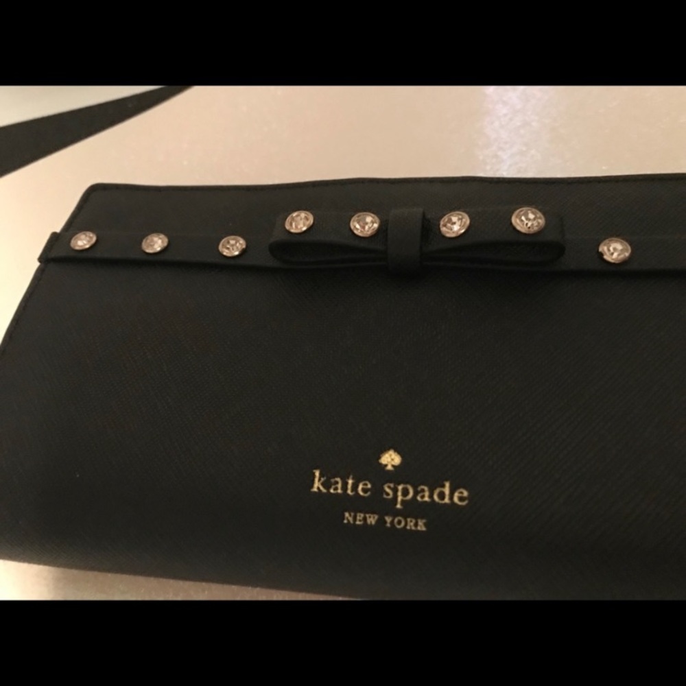 🆕 Sale!!!!  Kate Spade Jeweled Wallet✨ - Picture 2 of 4
